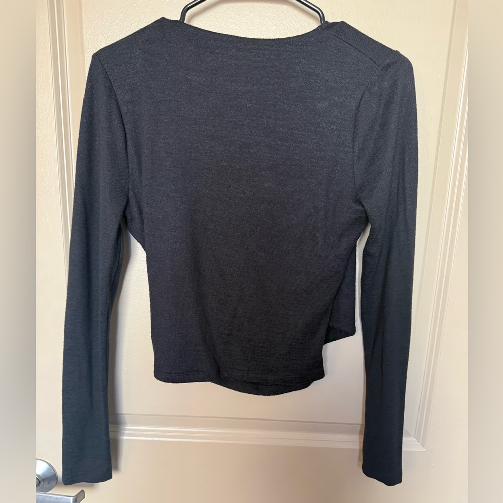 Abercrombie & Fitch Black Long Sleeve Wrap Top - Picture 2 of 2